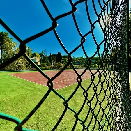 Joli 3 Pieces Avec Piscine Et Tennis * Villeneuve-Loubet